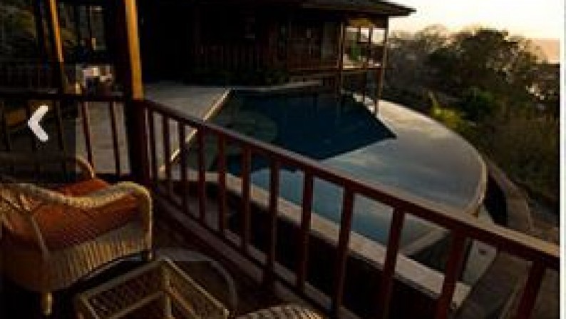 Villa Built On Small Hill With Ocean View At Lombok Area