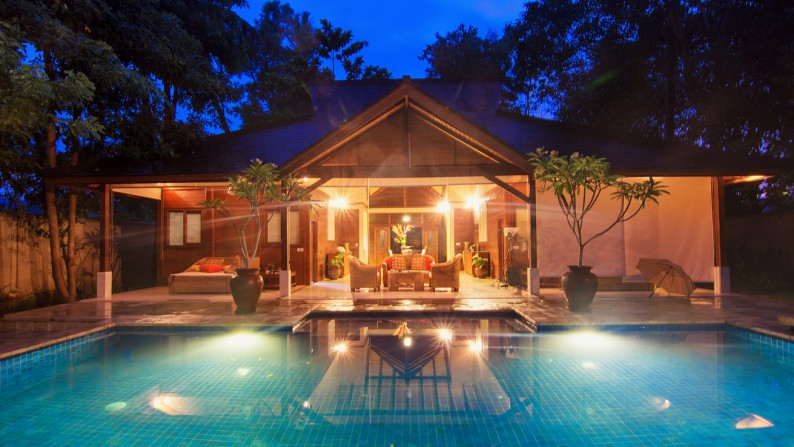 Villa Located Within A Short From Selong Belanak Lombok Beach