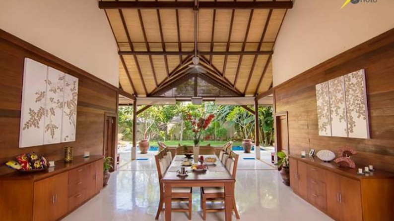 Villa Located Within A Short From Selong Belanak Lombok Beach