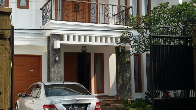 Rumah Bagus di CIpulir Kebayoran Lama