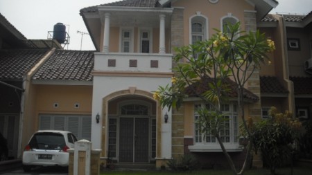 Rumah siap huni di Sutera Intan