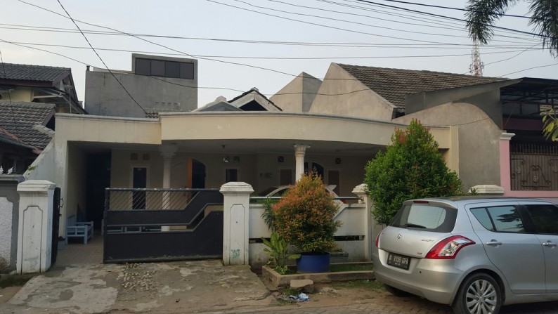 Dijual Rumah Jl. Kahuripan Raya - Perum 3, Karawaci