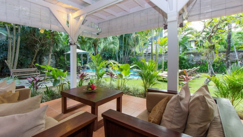 Freehold Luxury Villa 6 Bedrooms In The Heart of Petitenget, Seminyak