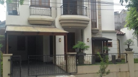 Rumah Bagus di Bintaro 9