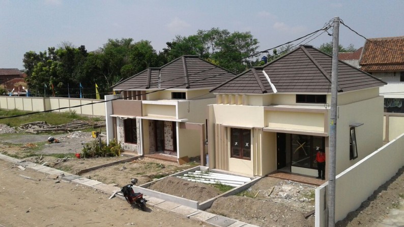 HUNIAN MODERN MINIMALIST BALEGONG RESIDANCE, CEBONGAN, SLEMAN