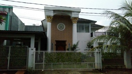 DIJUAL RUMAH MEWAH DAN STRATEGIS DI KAWASAN BINTARO