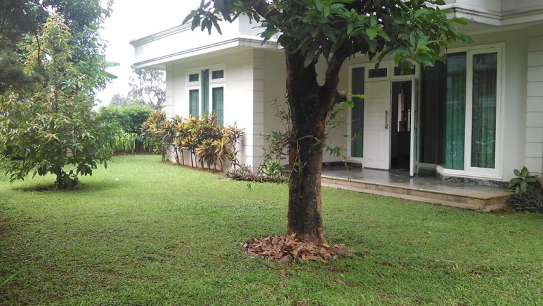 Rumah Villa Lokasi Sangat Private & Secure