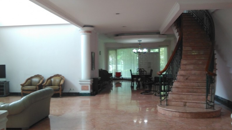 Rumah Villa Lokasi Sangat Private & Secure