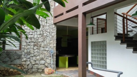 Rumah di Lokasi Premium Siap Huni Minimalis - Pondok Indah Group