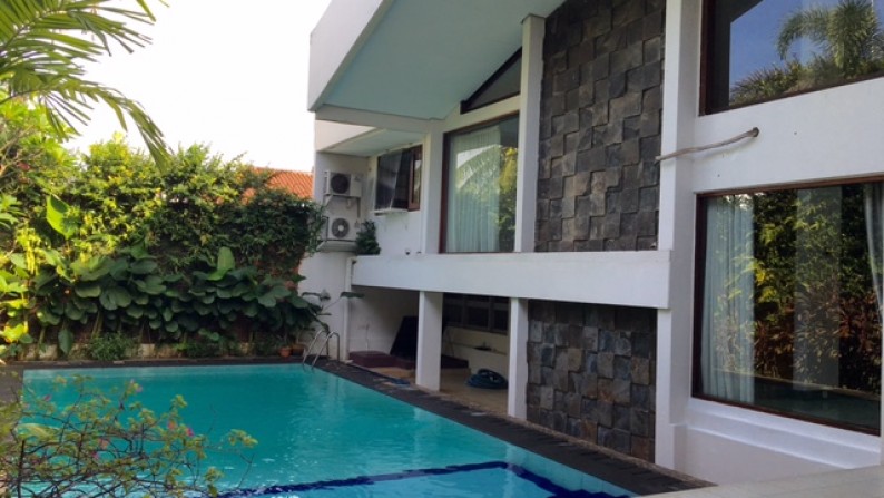 MODERN 4 BEDROOMS HOUSE NEAR HERO KEMANG USD 3000 PER MONTH