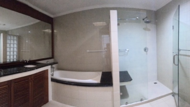 MODERN 4 BEDROOMS HOUSE NEAR HERO KEMANG USD 3000 PER MONTH