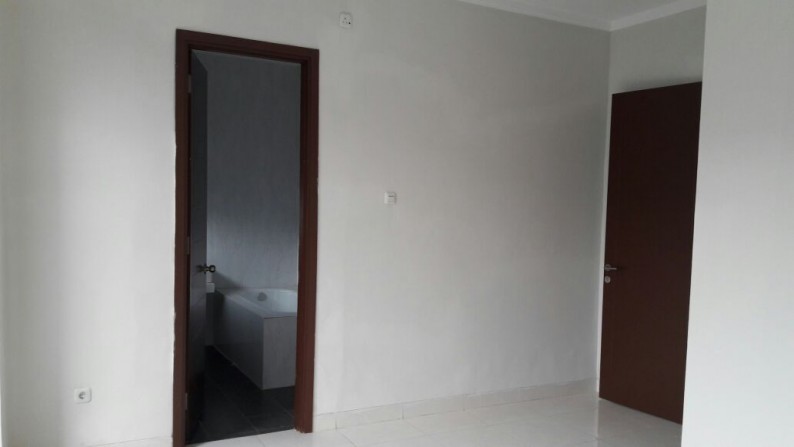 Rumah minimalis dalam cluster,Bagus di Bintaro sektor bintaro9