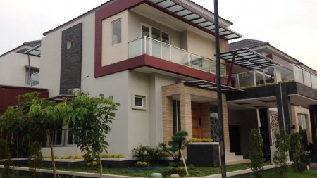 Disewakan Rumah Bagus Di Kebayoran Essence, Bintaro Jaya