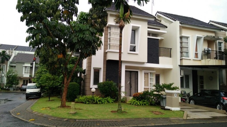 Rumah cantik siap huni di Gading serpong