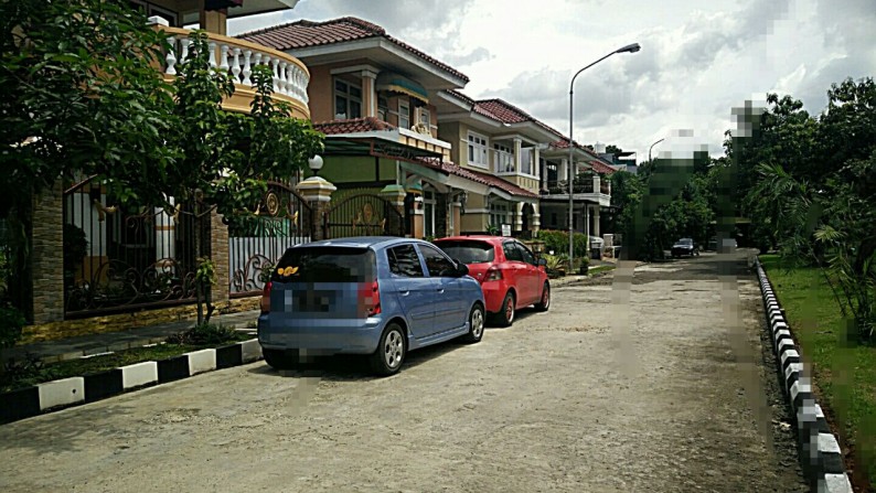 Rumah dalam cluster Exclusive  di Puri  Bintaro 9