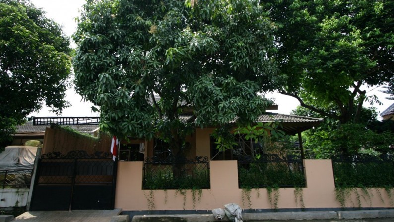 Rumah siap huni di Cirendeu