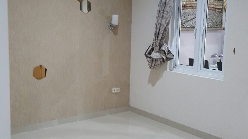 Dijual Rumah di Villa Rizki - Karawaci, Tangerang