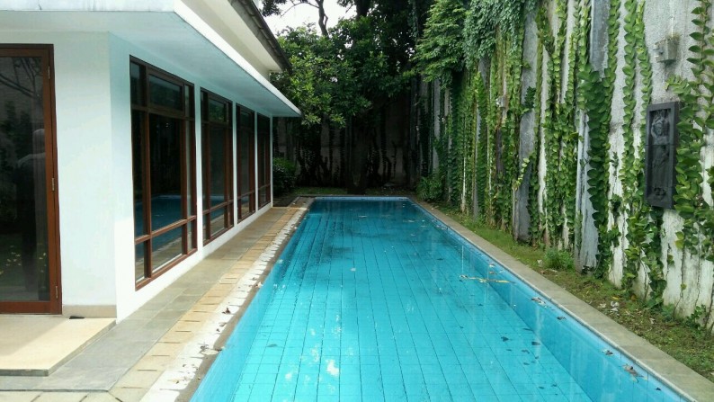 Rumah Nyaman Mewah & Cantik Area Ampera Jakarta Selatan