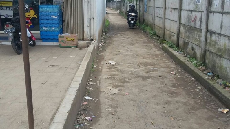 Dijual Rumah Kost, sudah beroperasi, good invest, pasti untung. Bojong Nangka Kelapa Dua, tangerang Selatan.