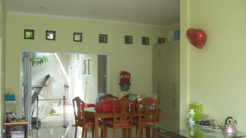 Dijual Rumah dekat Giant Villa Melati, strategis, harga bagus, siap huni, Villa Melati Mas, Serpong Tangerang Selatan