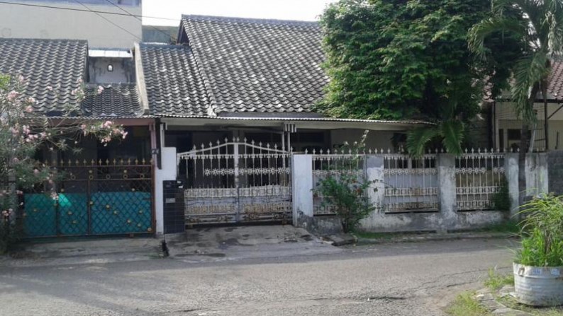 Rumah Dijual hitung tanah saja