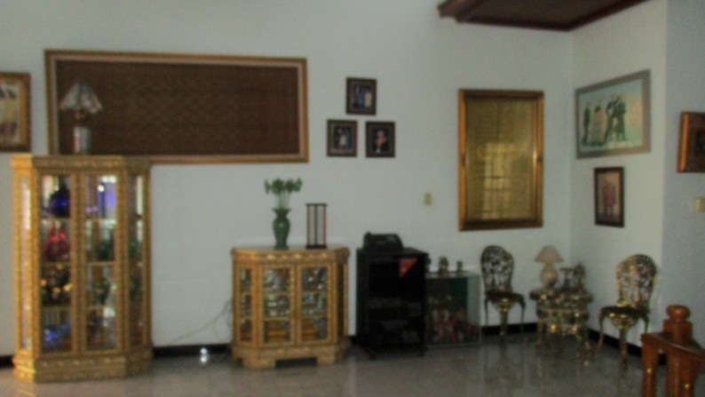 RUMAH ASRI PLUS FURNITURE DI JL. KALIURANG KM13.5, NGAGLIK, SLEMAN