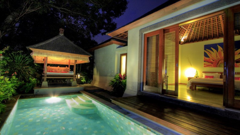 Villa With Hotel at Kerobokan Area