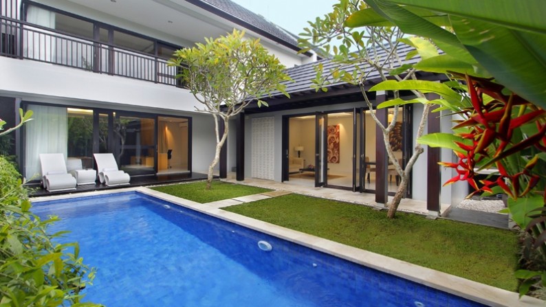 Furnished Villa Located In The Hearth Of Seminyak Area