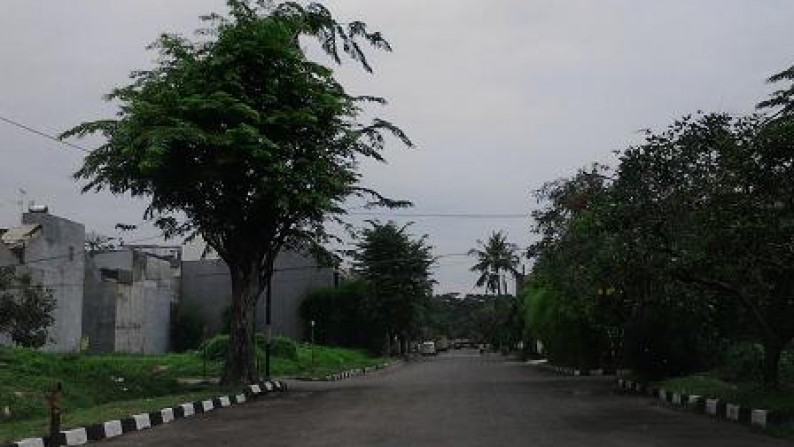 Kavling di Perumahan Green Garden di Jalan Utama