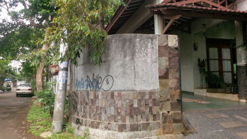 Rumah siap huni,minimalis di Jombang Ciputat