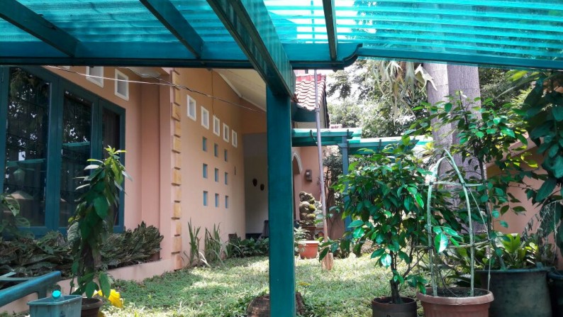 Dijual Rumah Bagus Siap Huni di Blok L, Cinere