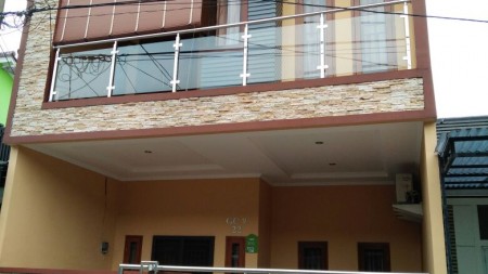 Rumah cantik siap huni di Gading Serpong