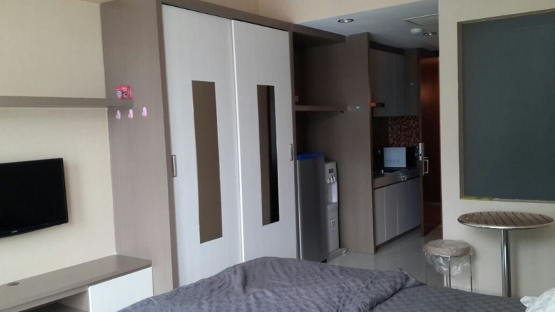 DISEWAKAN APARTEMEN NYAMAN DAN MURAH DI U RESIDENCE ,KARAWACI