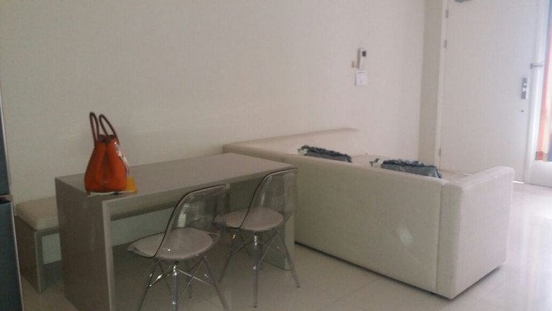 Apartemen sewa 1 park residence gandaria harga murah furnised