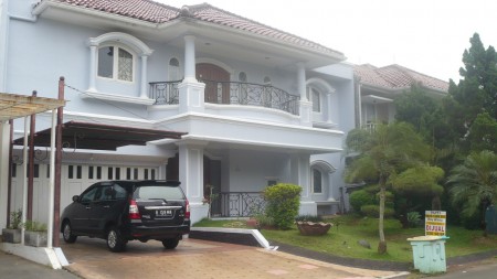 Dijual rumah strategis, area hijau, dekat taman kota 1, ITC BSd, Pasmod, Medika RS, siap huni. Taman giri Loka, BSD City