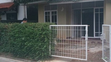 Rumah di Komplek Sawangan Permai Depok