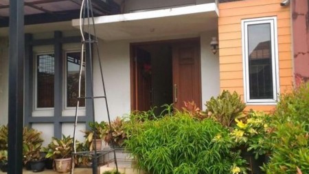 Rumah siap huni di Perum Sing Asri Ciputat