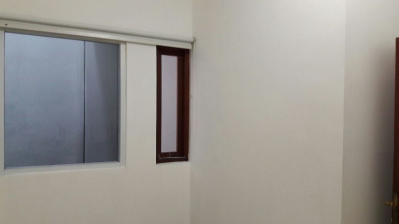 Rumah Siap Huni Di Bintaro Sektor 4