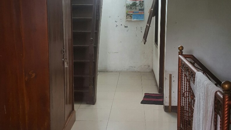 DIjual Rumah di Jl. Hamengkubowono - Perum 3, Karawaci