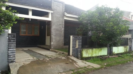 Rumah  nyaman & aman di Ciputat Tangerang Selatan