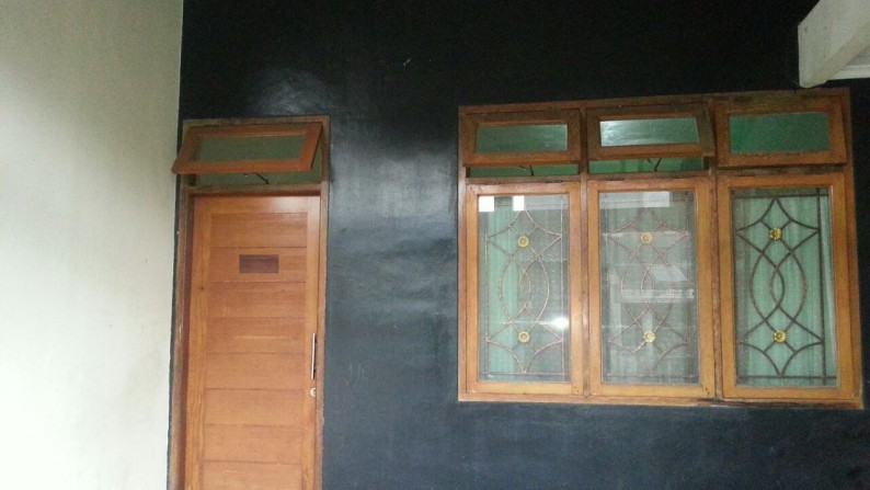 Rumah  nyaman & aman di Ciputat Tangerang Selatan