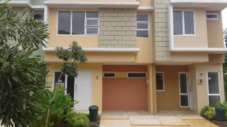 DIJUAL MURAH RUMAH DI KAWASAN STRATEGIS GADING SERPONG