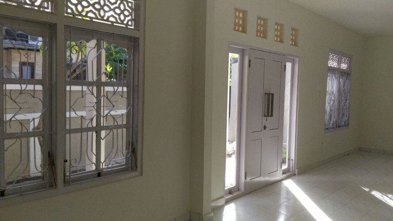 house for sale in commercial villas area