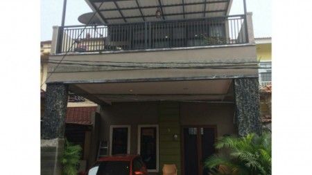 Rumah cantik siap huni di Taman Ubud Karawaci