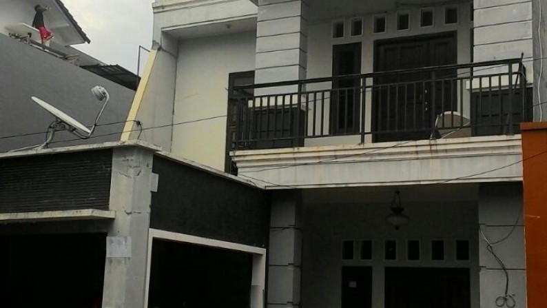 Rumah Siap Huni  di Villa Bintaro Indah Tangerang