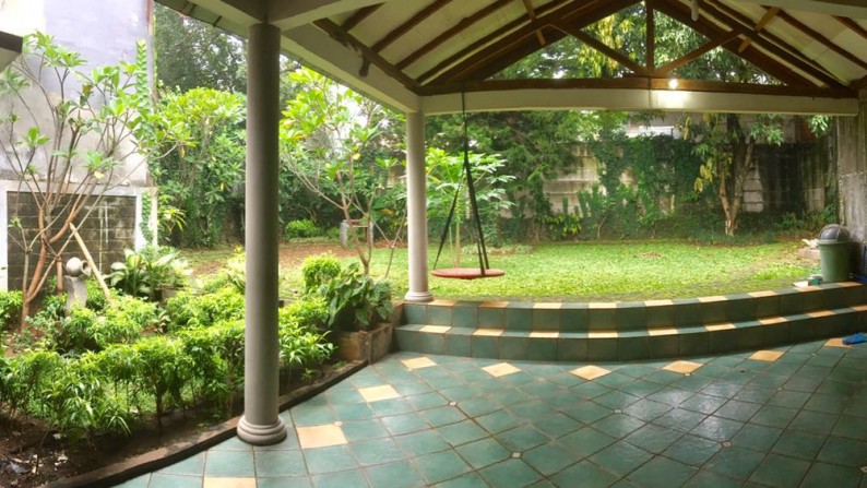 Rumah asri di Bintaro Jaya Sektor 5