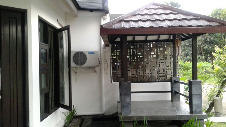 Rumah Bagus,siap huni,Nyaman & Aman di Cirendeu