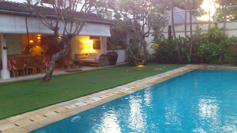 Luxurious Villa At Double Six Seminyak