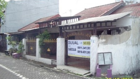 Rumah di Rewin, ada mushola dan gas bumi