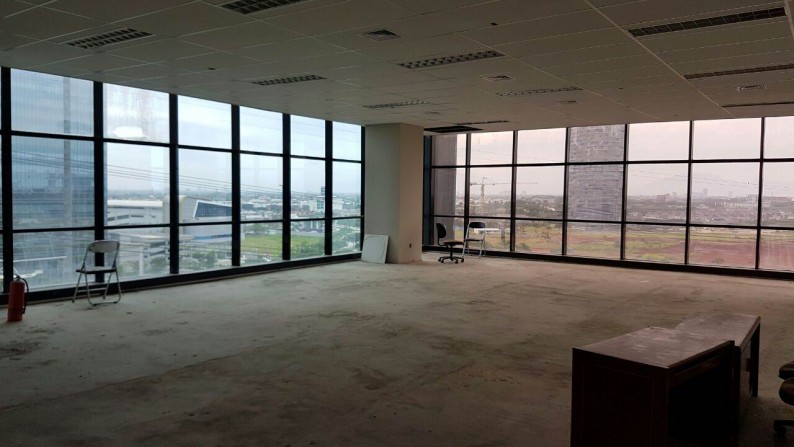 DISEWAKAN OFFICE LOFT MURAH BERLOKASI STRATEGIS DI SYNERGY BUILDING ALAM SUTERA